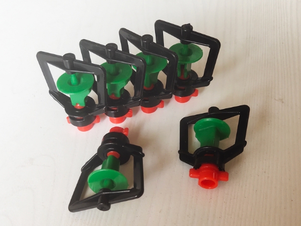 框架旋轉微噴頭